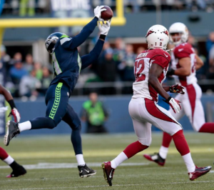 Byron Maxwell picks off a pass from Arizona QB Drew Stanton (Seahawks.com)